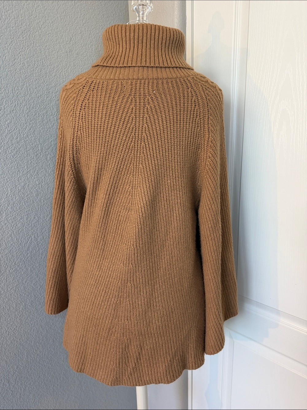 Anthropologie Kali Poncho Sweater Honey Ribbed Turtleneck Poncho Size XS/S - Picture 5 of 10